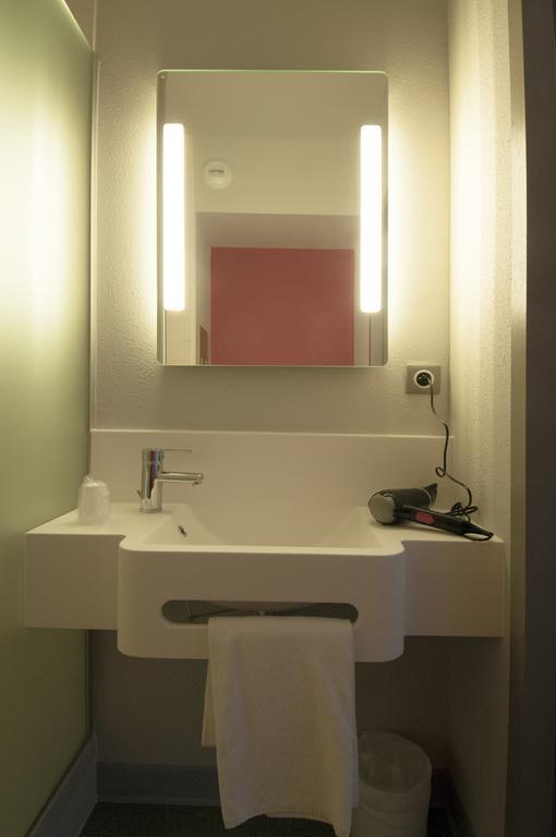 B&B Hotel La Rochelle Beaulieu פילבורו חדר תמונה